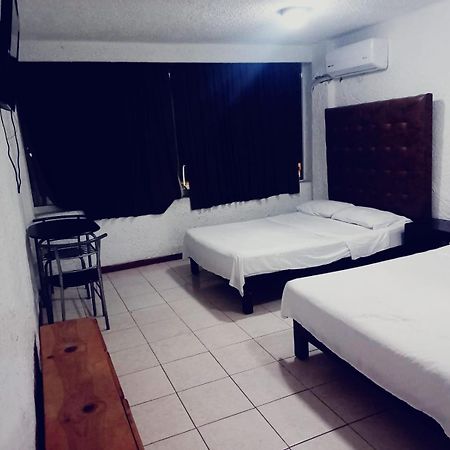 Hotel Acuario Acapulco Ruang foto